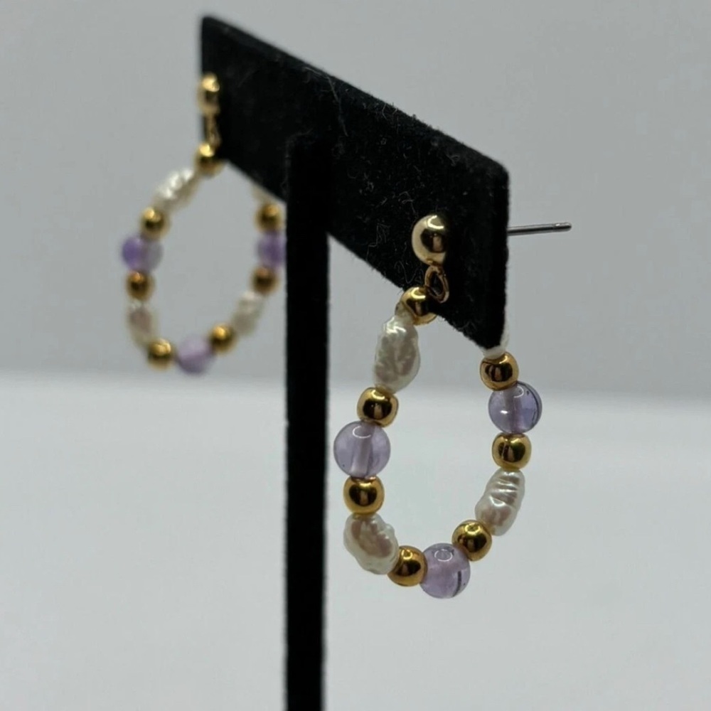 Boho Chic Gold Hoop Earrings with Amethyst & Pearls - Picture 3 of 7